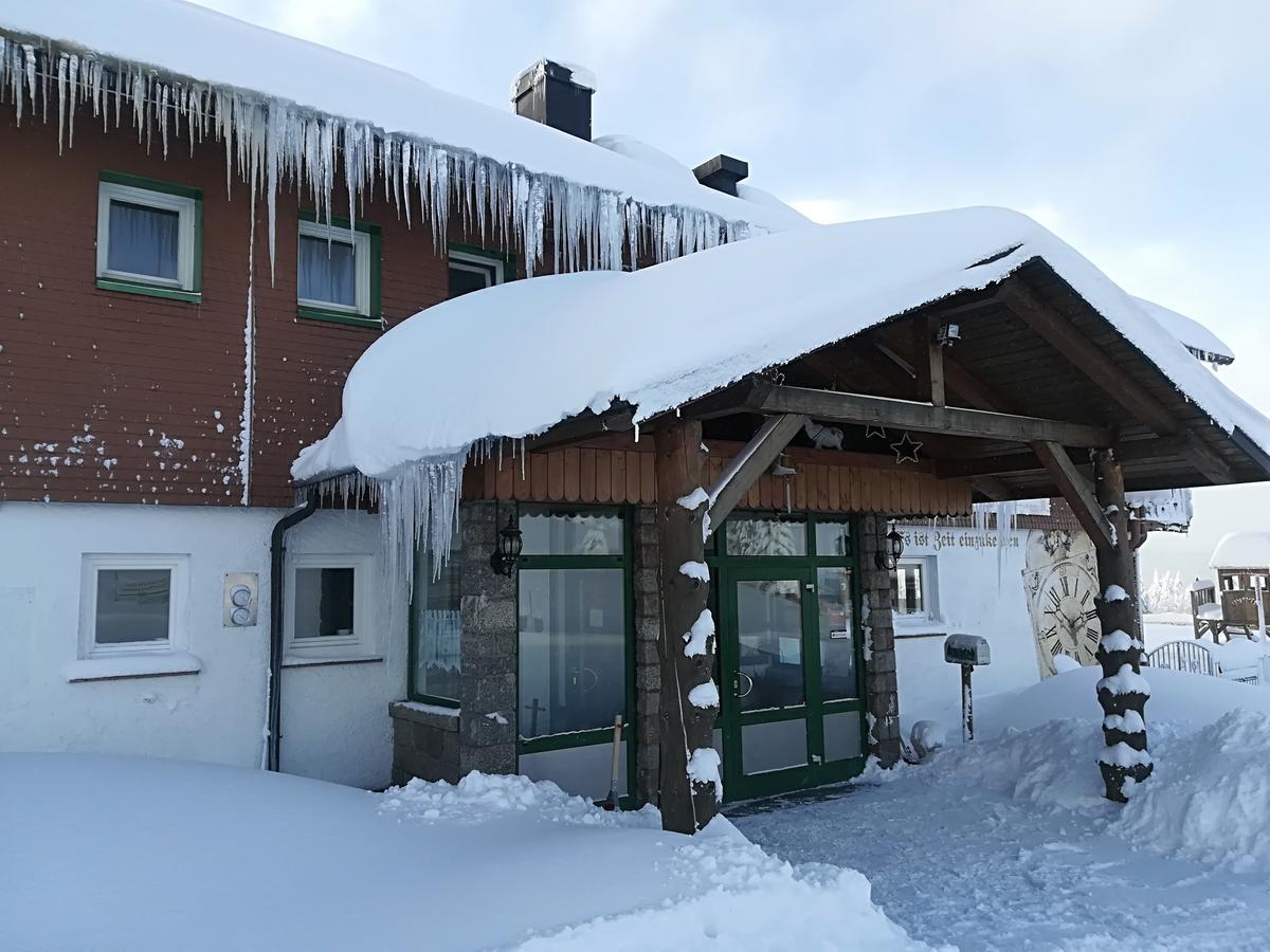 Berggasthof-Pension Todtnauer Hutte フェルトベルク エクステリア 写真